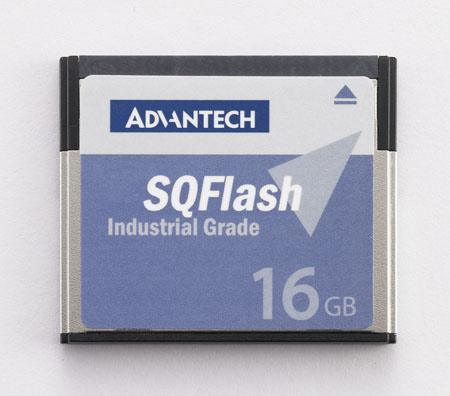 Advantech SQFlash 32GB CFast Caed - 32 GB